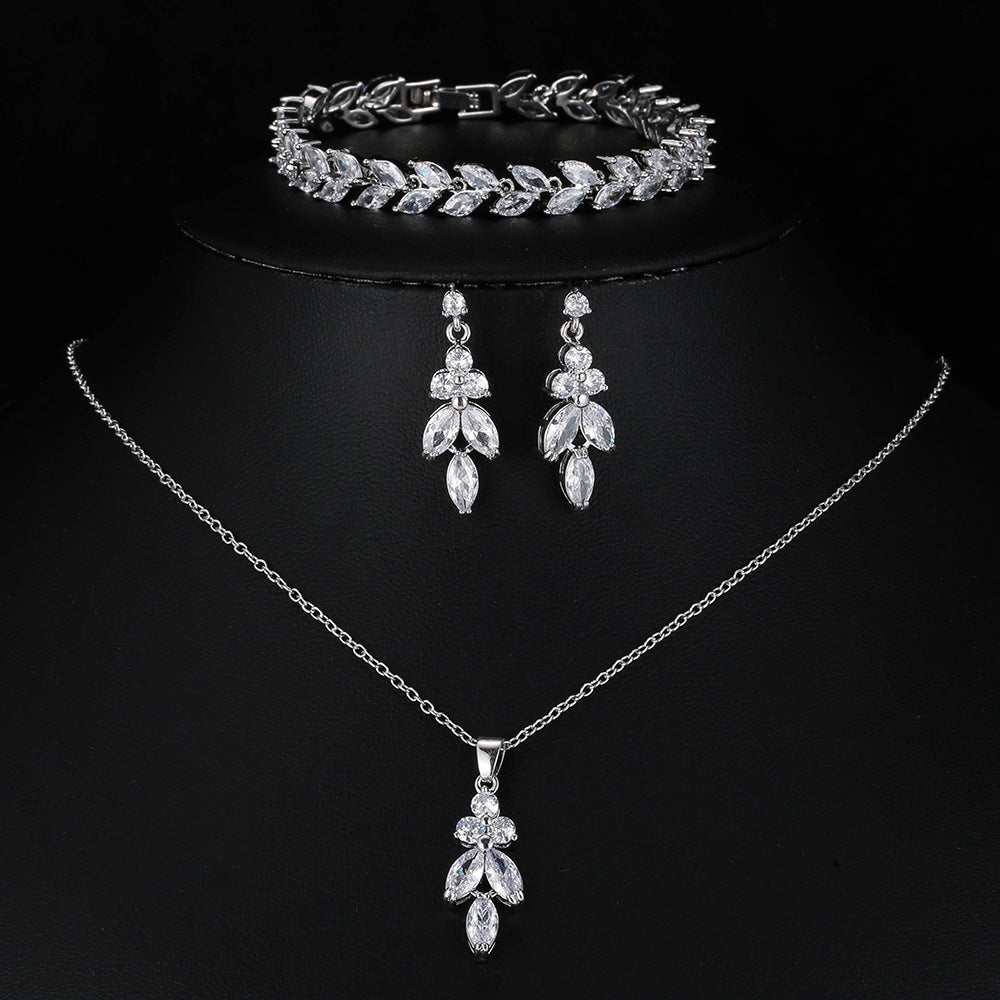 Exclusive Set of Earring, Bracelet and Necklace Set in Silver