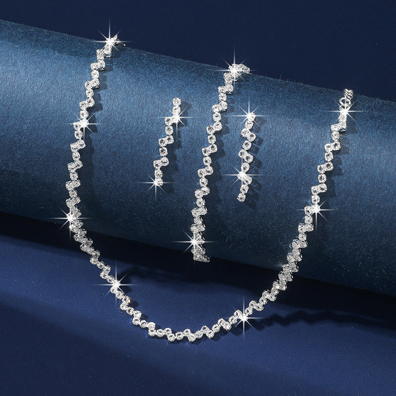 Shiny Silver Earring, Bracelet and Necklace Set