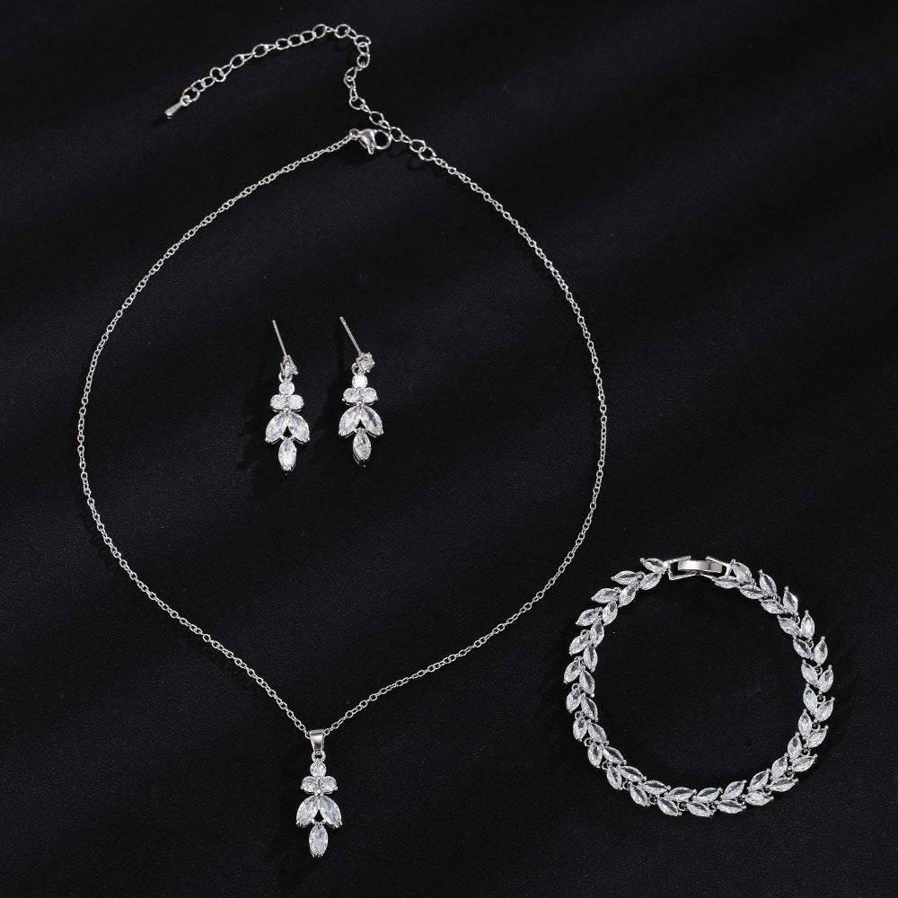 Exclusive Set of Earring, Bracelet and Necklace Set in Silver