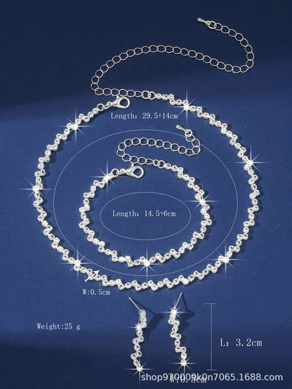 Shiny Silver Earring, Bracelet and Necklace Set